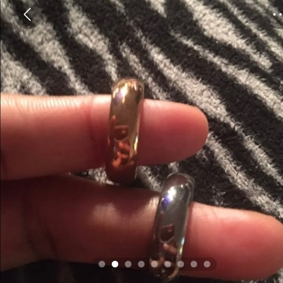 Alejandro Tungsten Rings - Picture 2 of 9